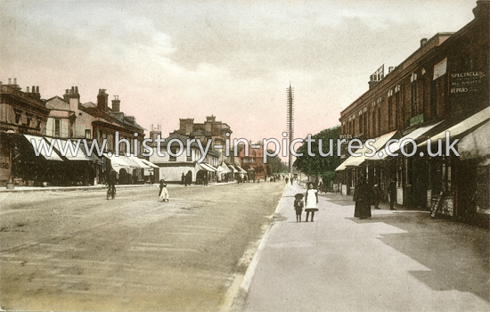 The High Road, Woodford Green, Essex. c.1908